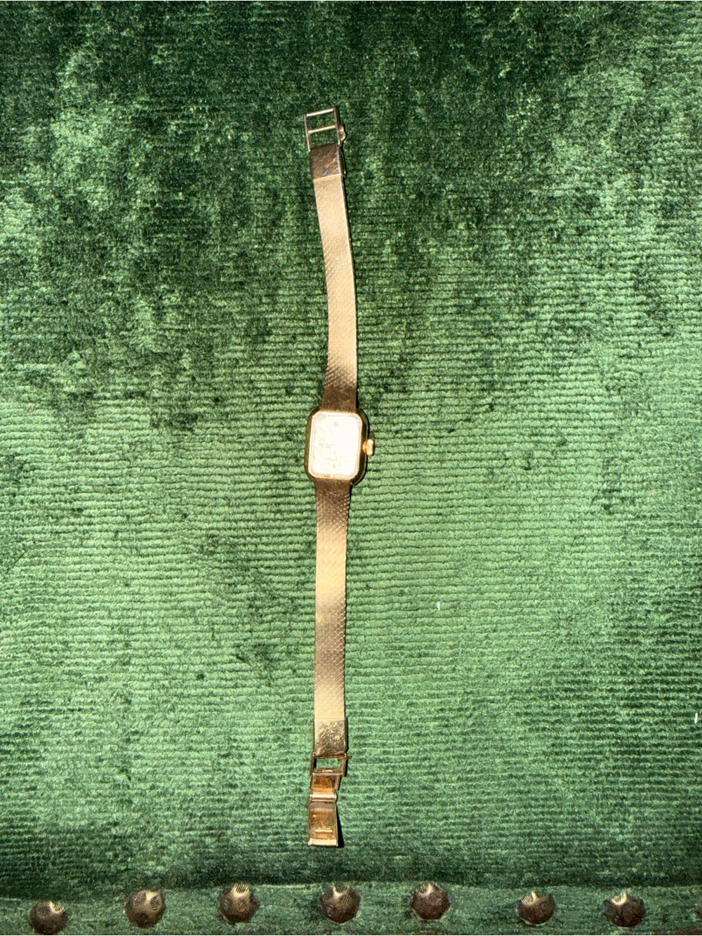 Women's Gold Mesh Bracelet Watch - Sleek Dress Bracelet